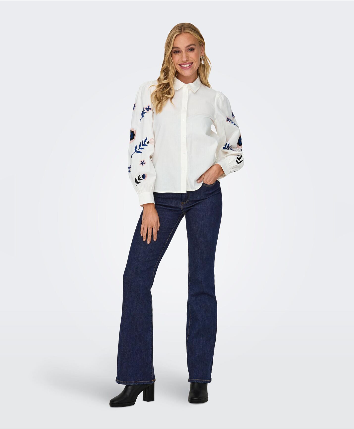 Mørkblå denim