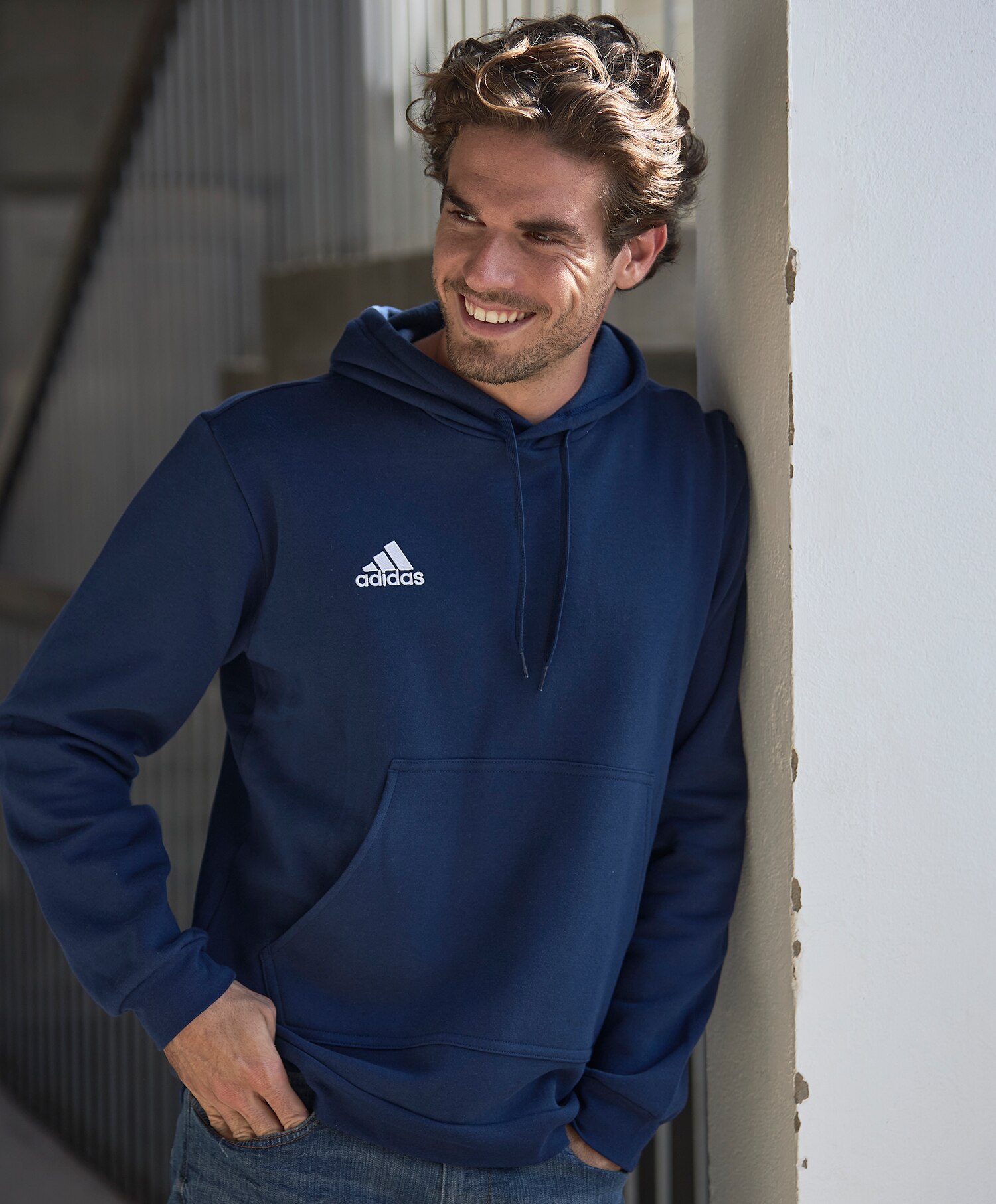 Adidas Hettegenser liten logo