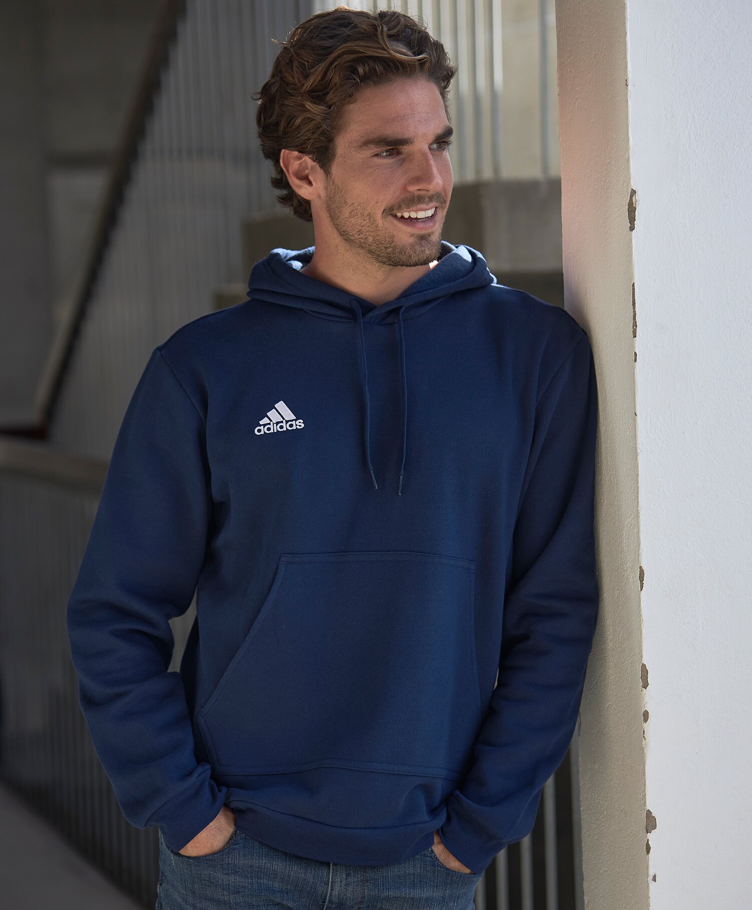 Adidas Hettegenser liten logo