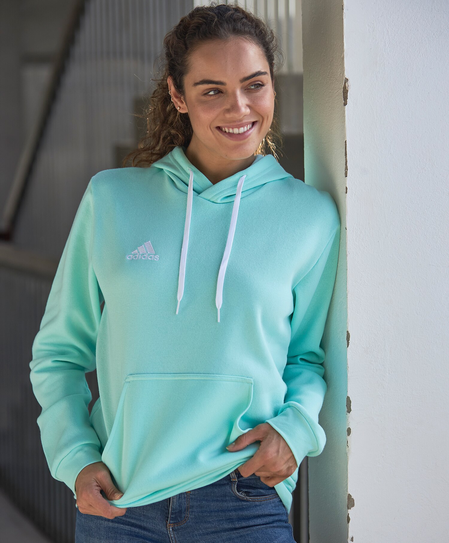 Adidas Hettegenser liten logo
