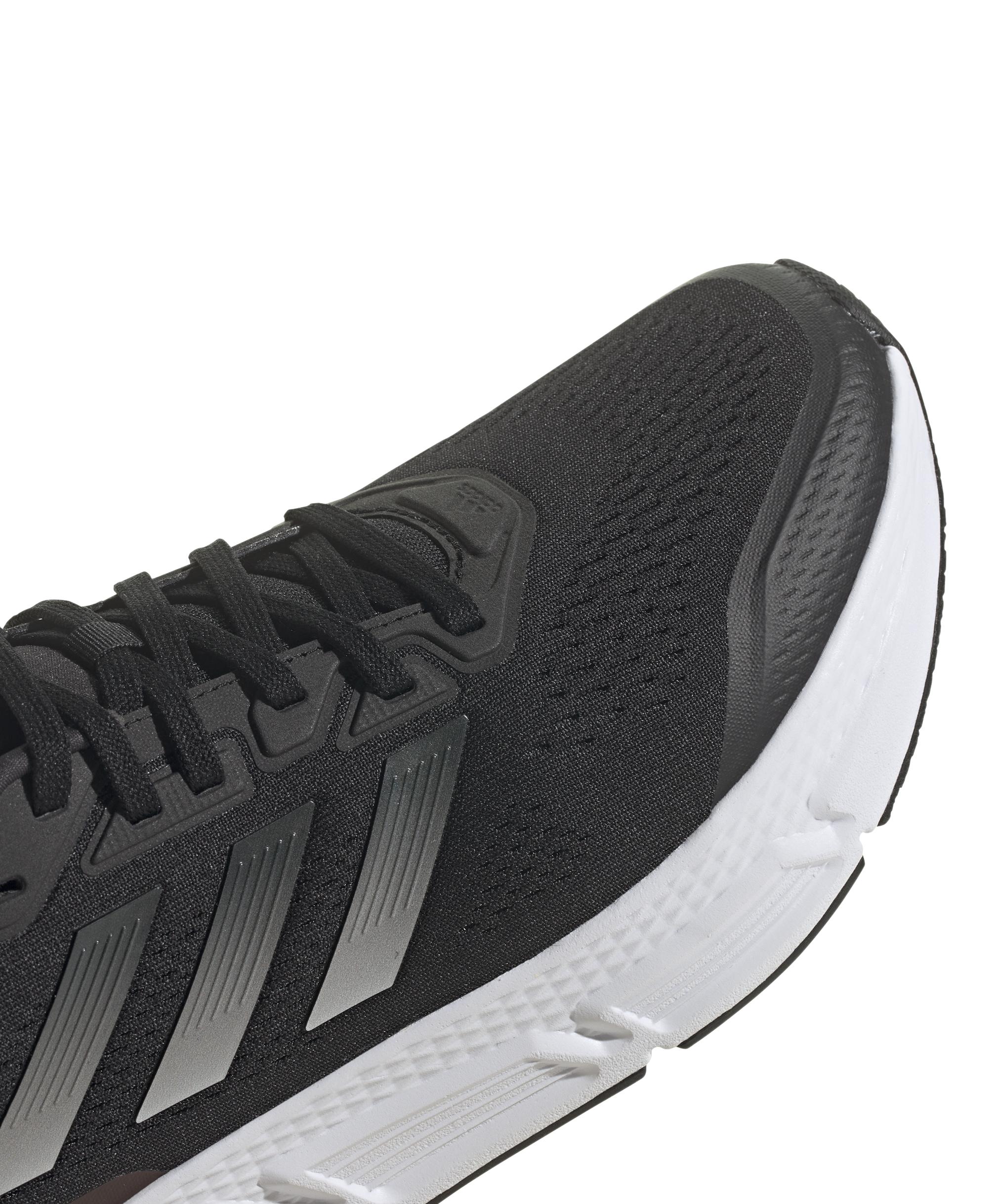 Adidas Questar