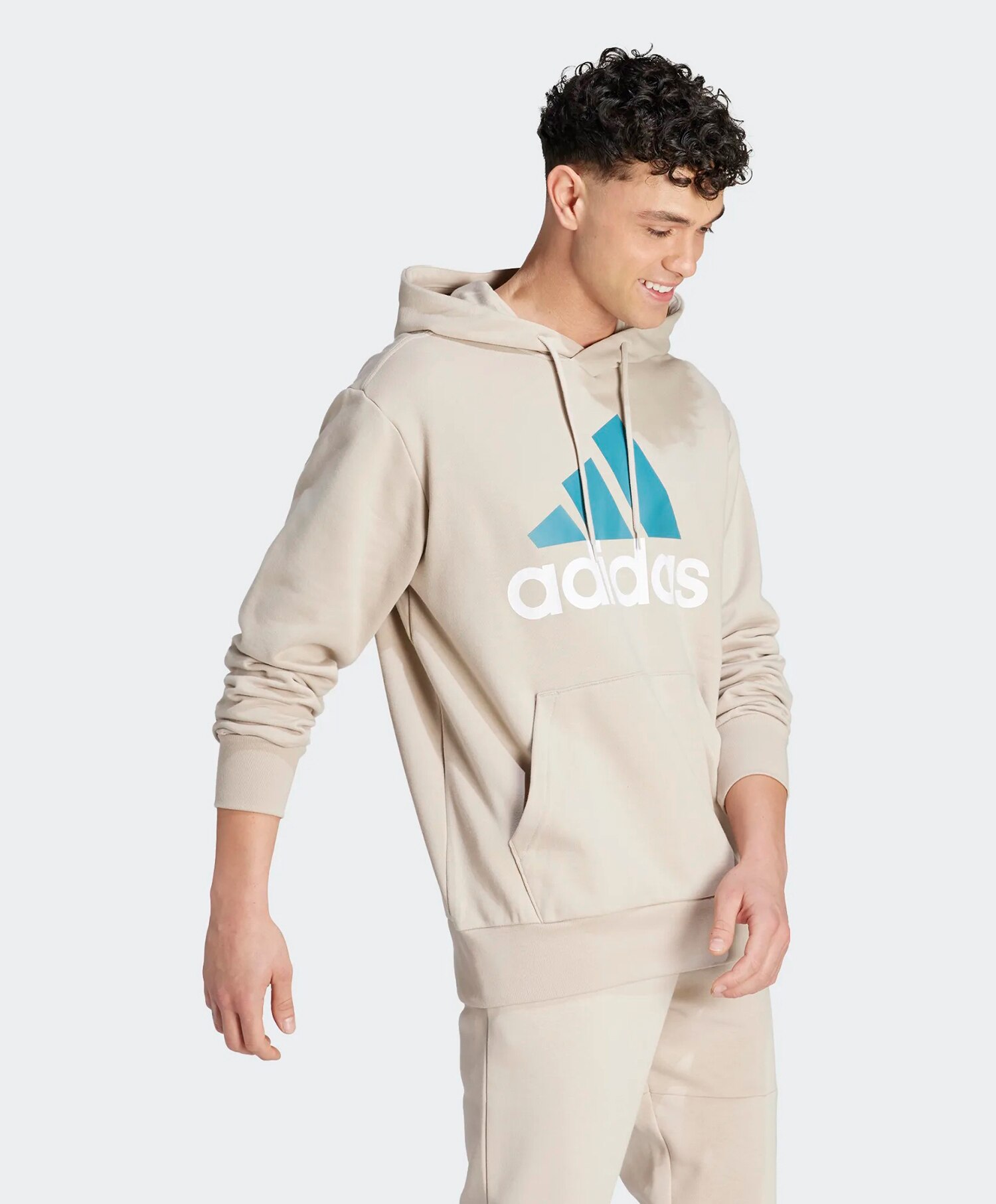 Adidas hettegenser