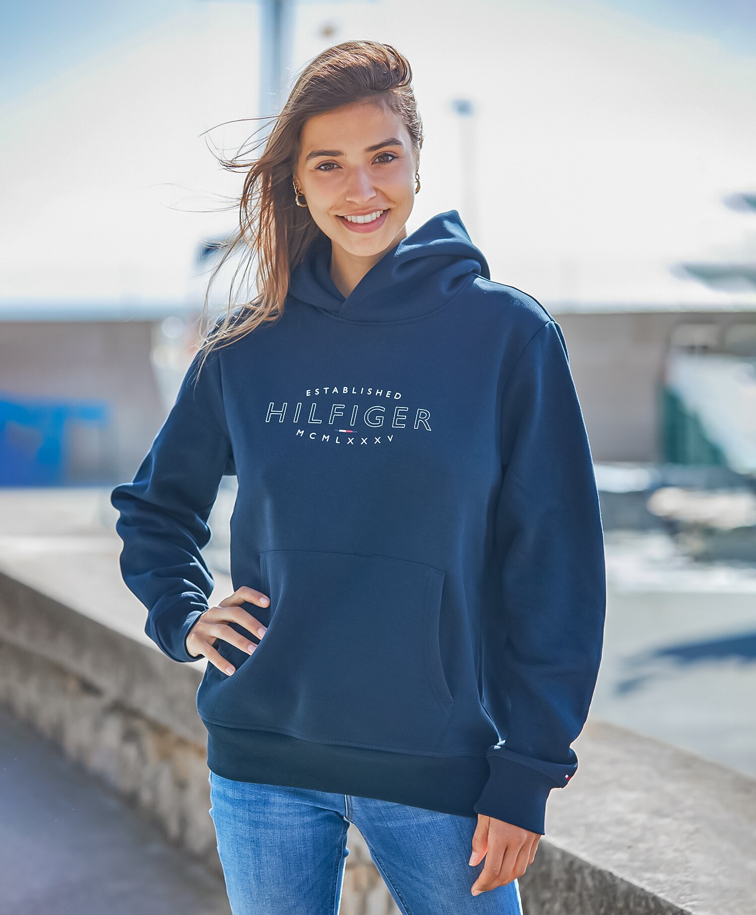 Hilfiger Curve Logo Hettegenser