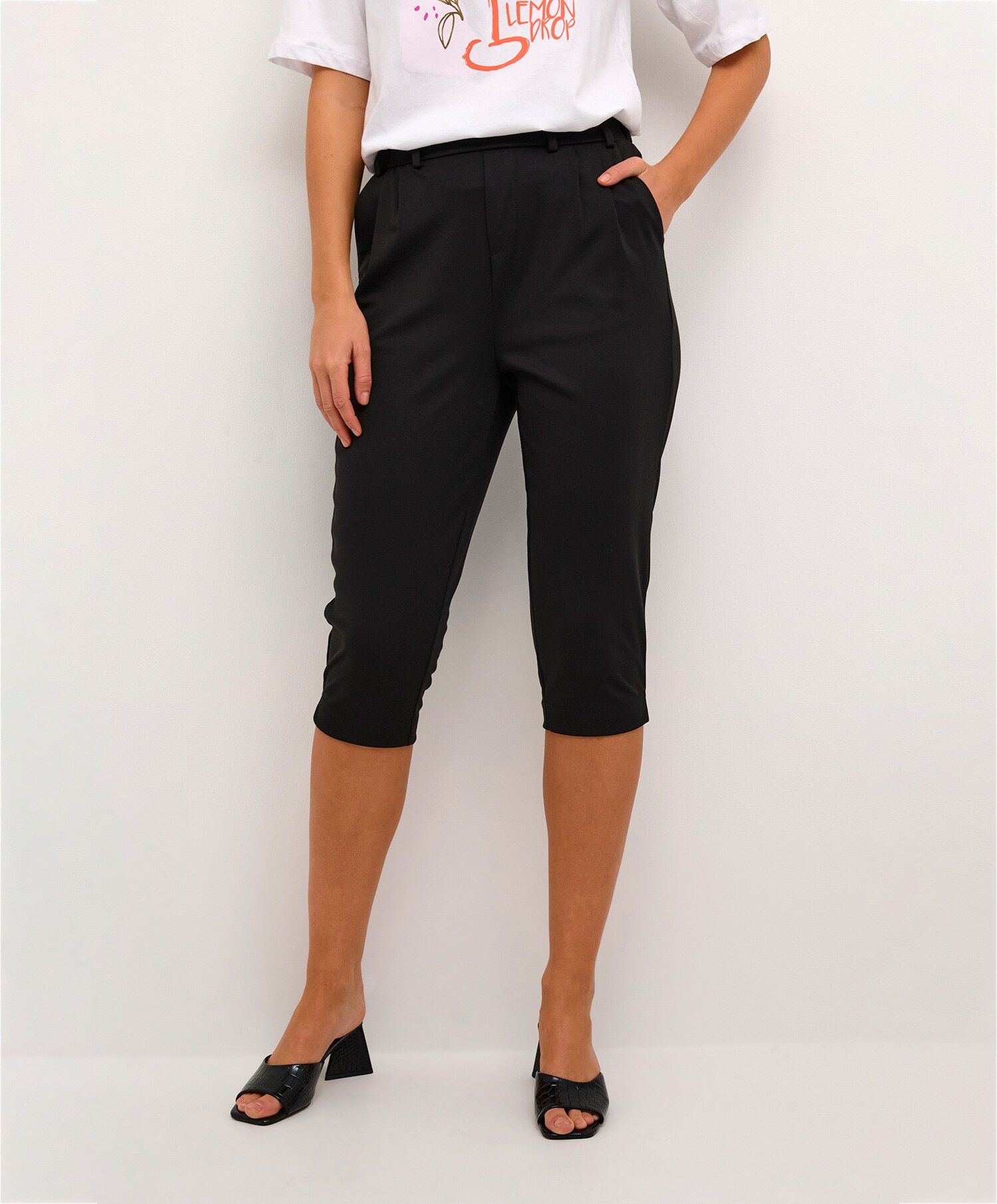 Kaffe Jenny Capri Pant