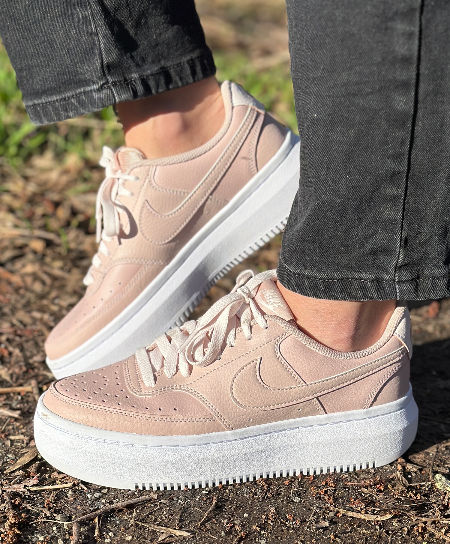 Nike Wmns Court Vision Alta Damesko