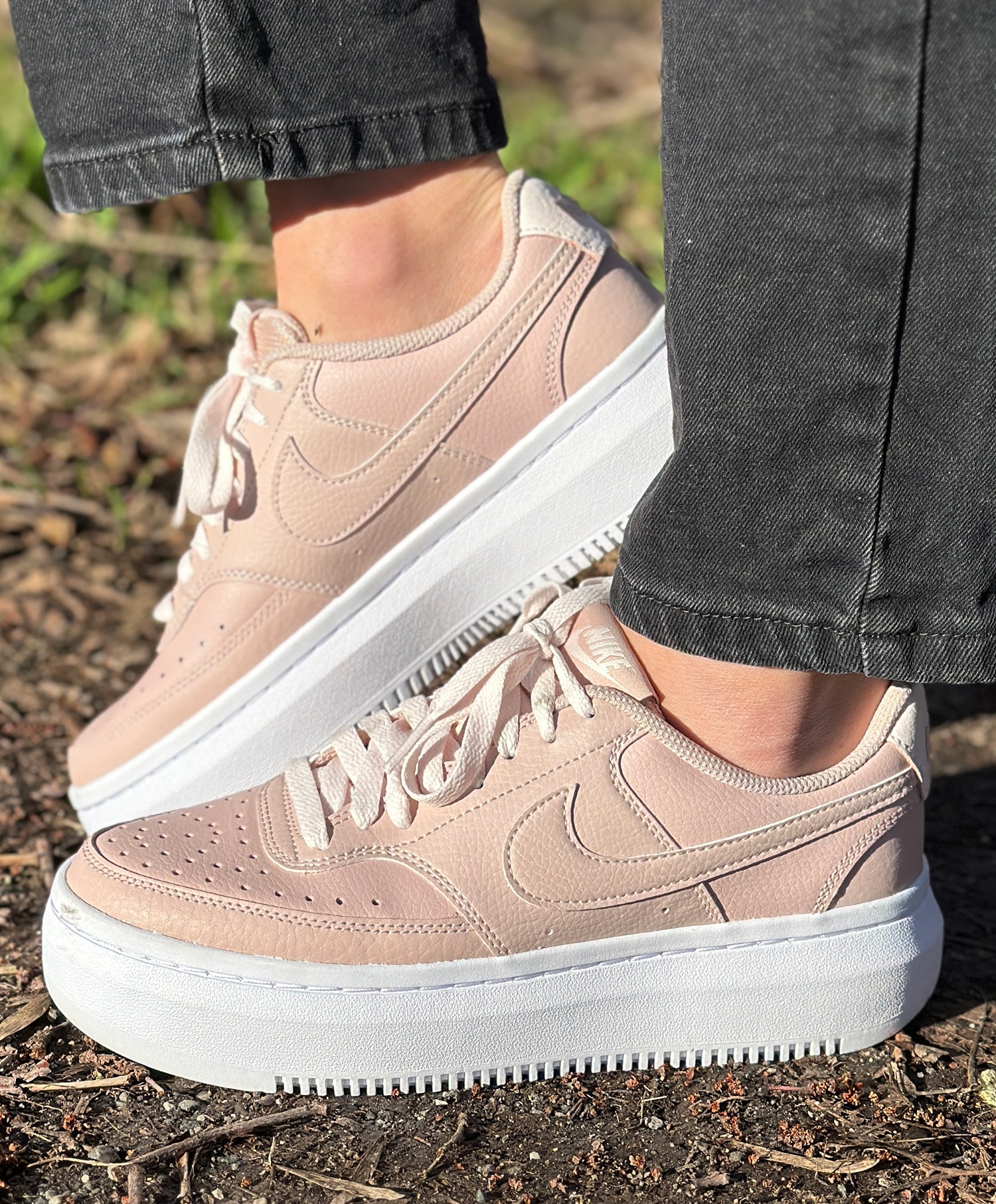 Nike Wmns Court Vision Alta Damesko