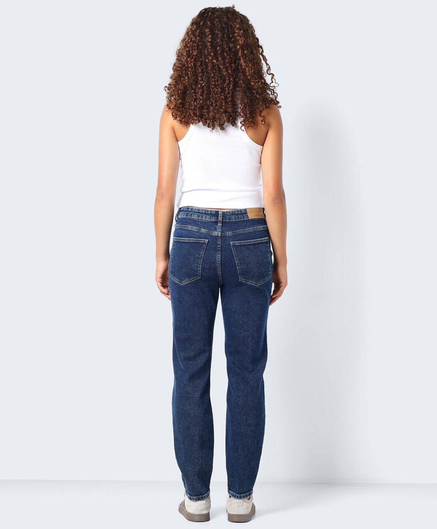 Noisy May Moni Jeans