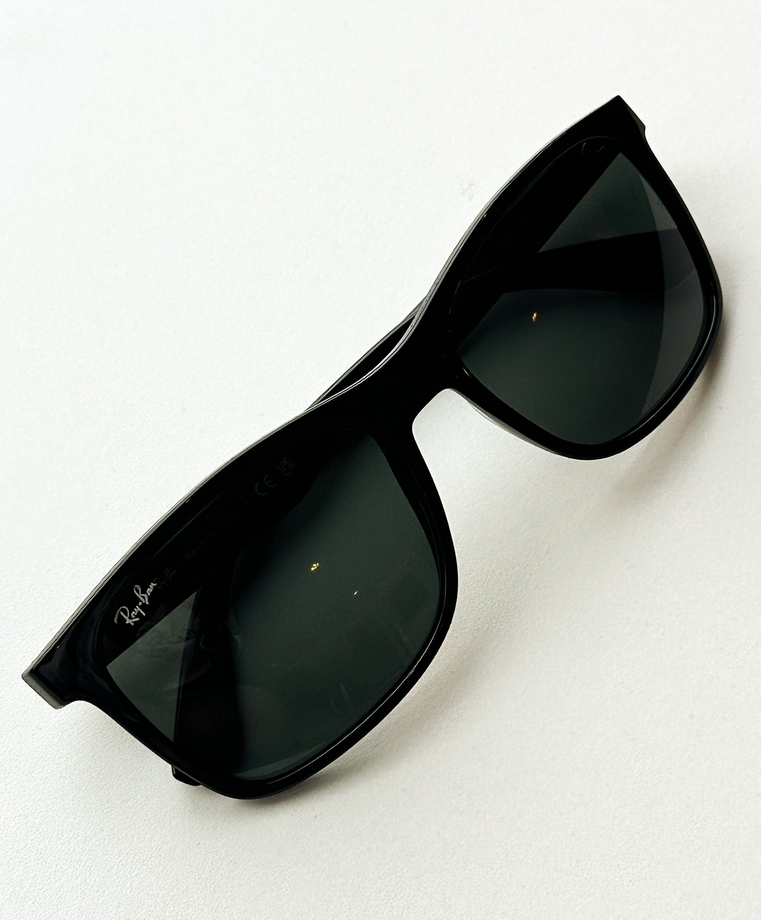 Ray-Ban RB4232