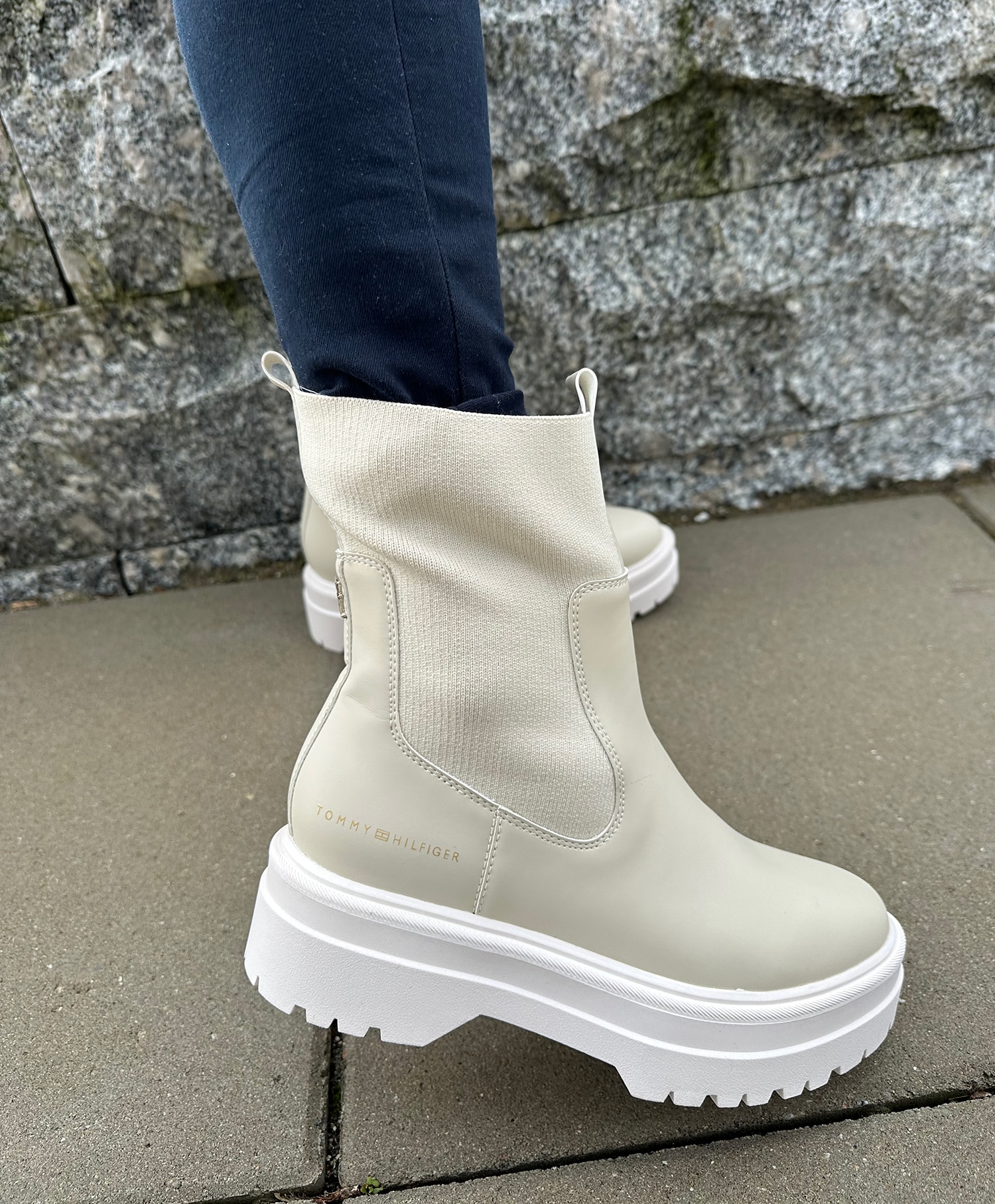 Tommy Feminine Seasonal Boot