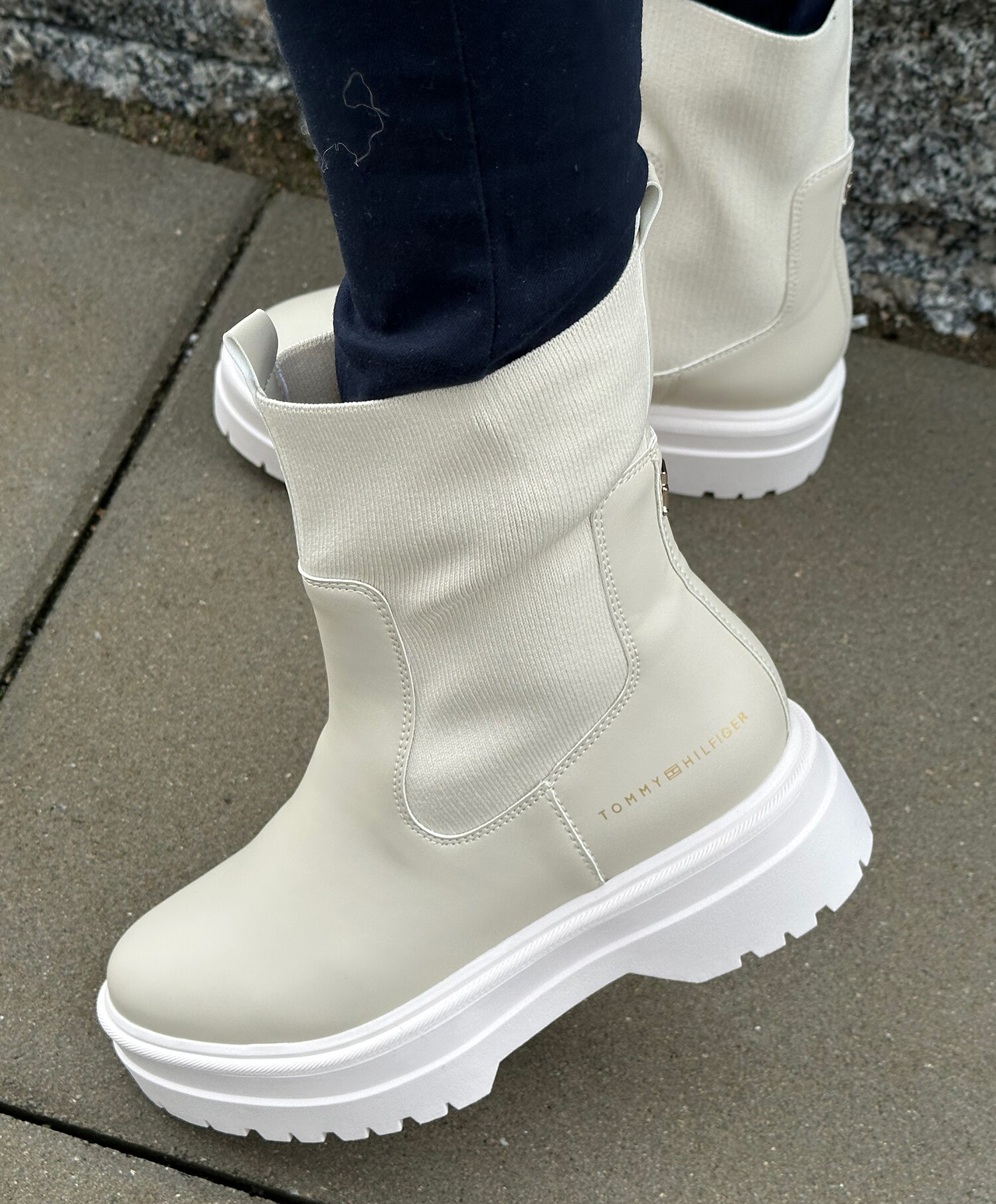 Tommy Feminine Seasonal Boot