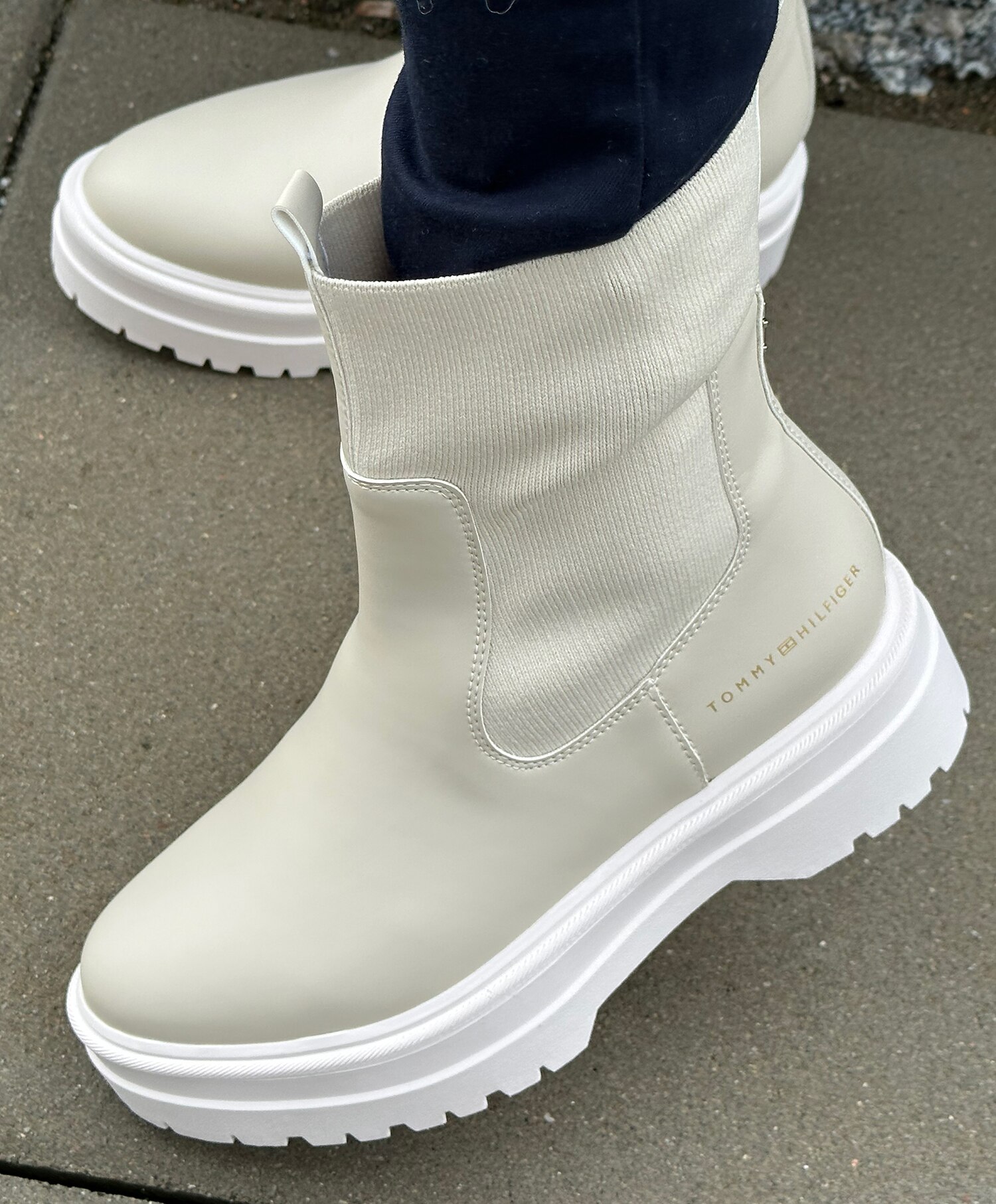 Tommy Feminine Seasonal Boot