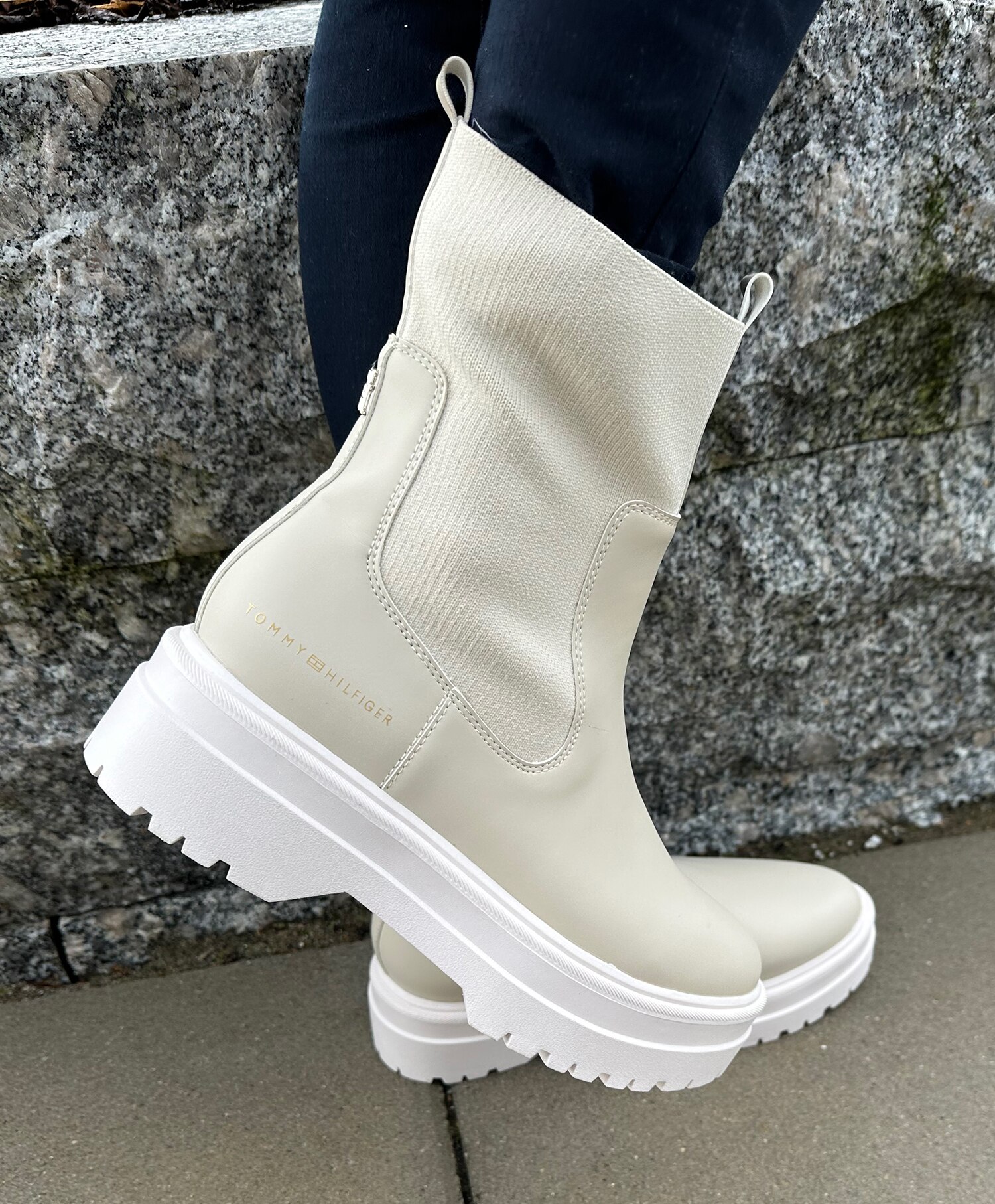 Tommy Feminine Seasonal Boot