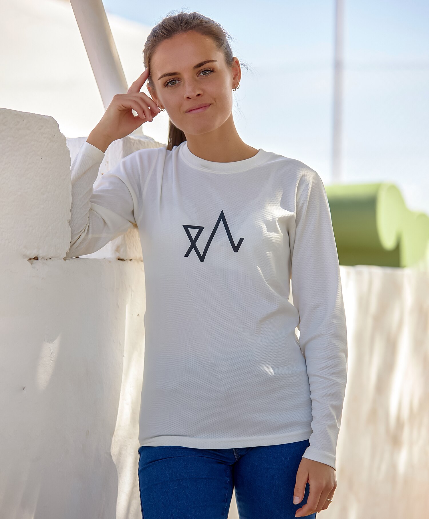 Twentyfour 1222 Active LS D