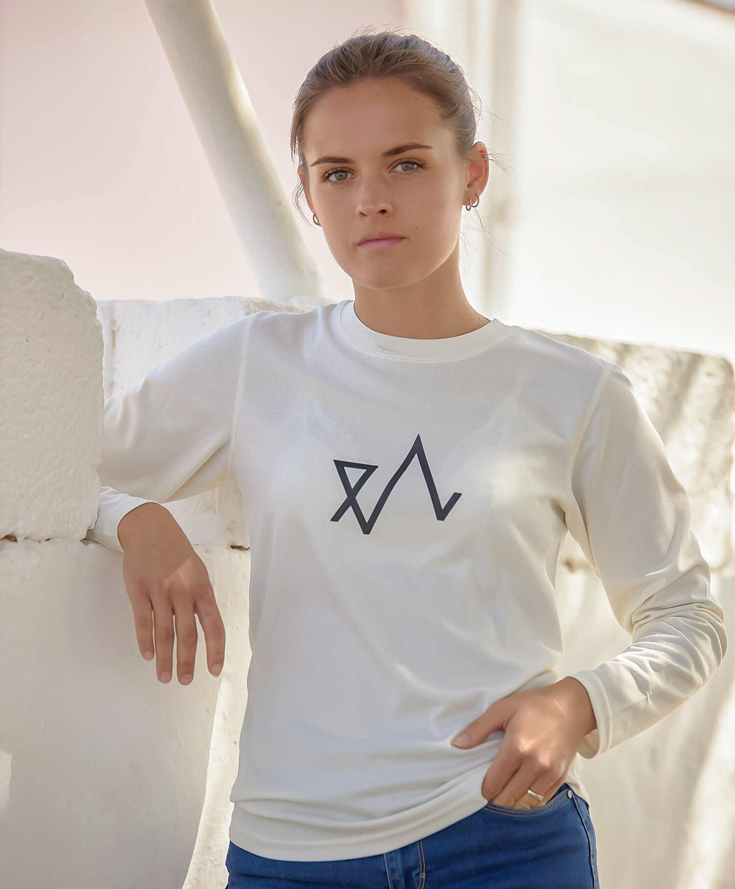 Twentyfour 1222 Active LS D